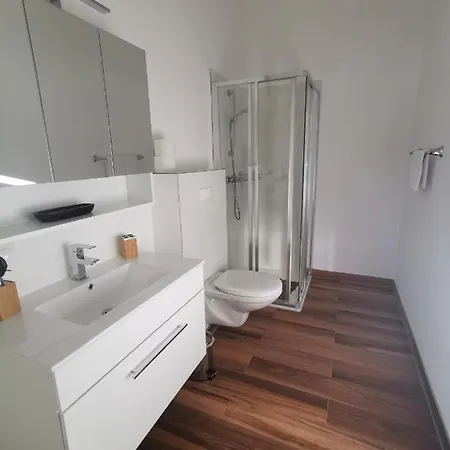 Kastanienhof Apartment *